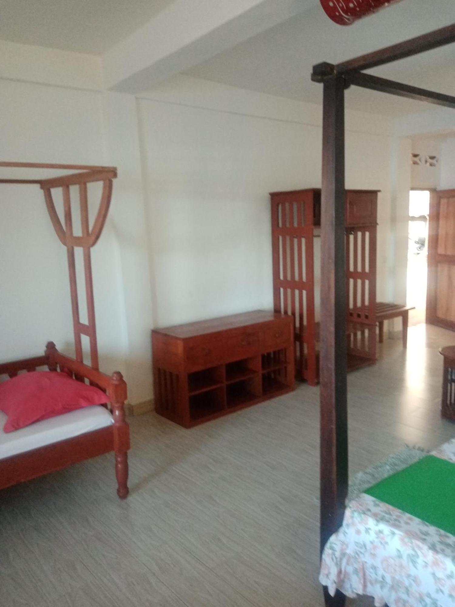 Villa Mena นูซีเบ ภายนอก รูปภาพ