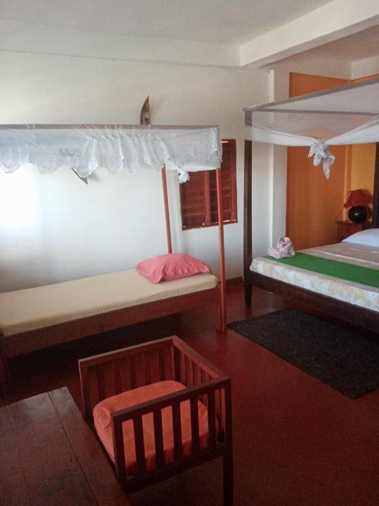 Villa Mena นูซีเบ ภายนอก รูปภาพ